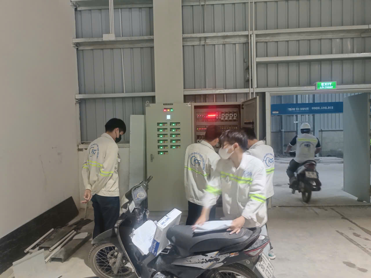 z7146327269638 ba925cbc8961f4237f5a7c611b7be20c