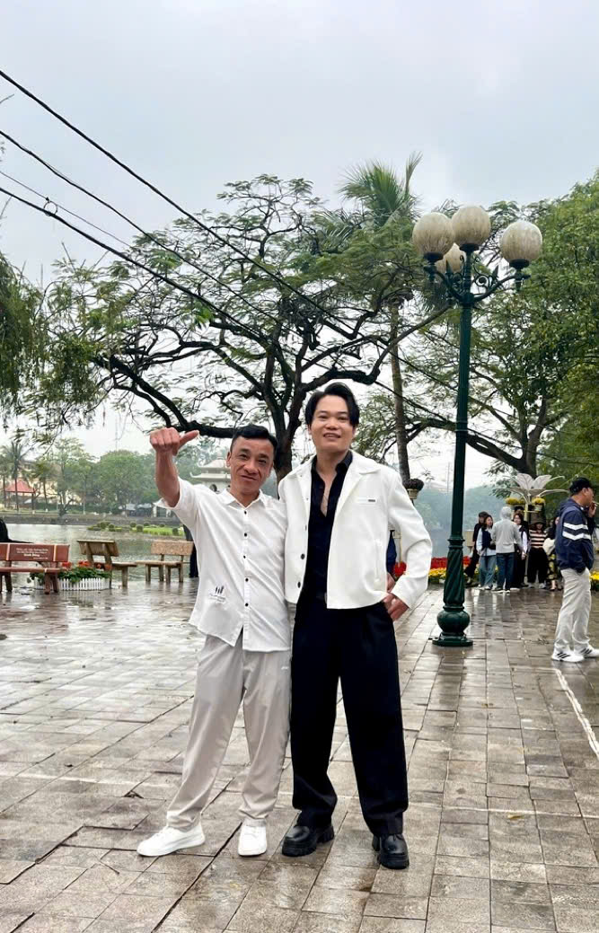 z7562144429910 bfd5dd46912cd5a1a1bedd670e1bfcc7